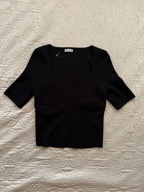 Free People Black V-Neck Short Sleeve Knit Top